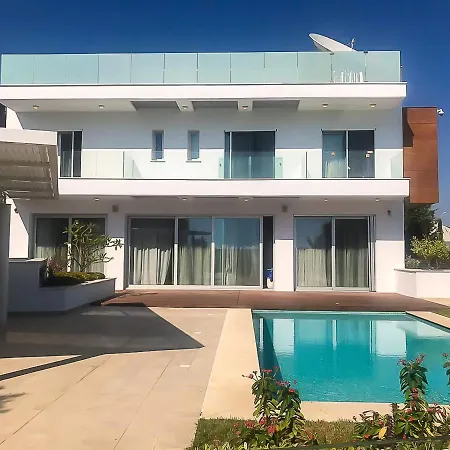 Villa Luxury Next To Parklane Hotel. Limassol